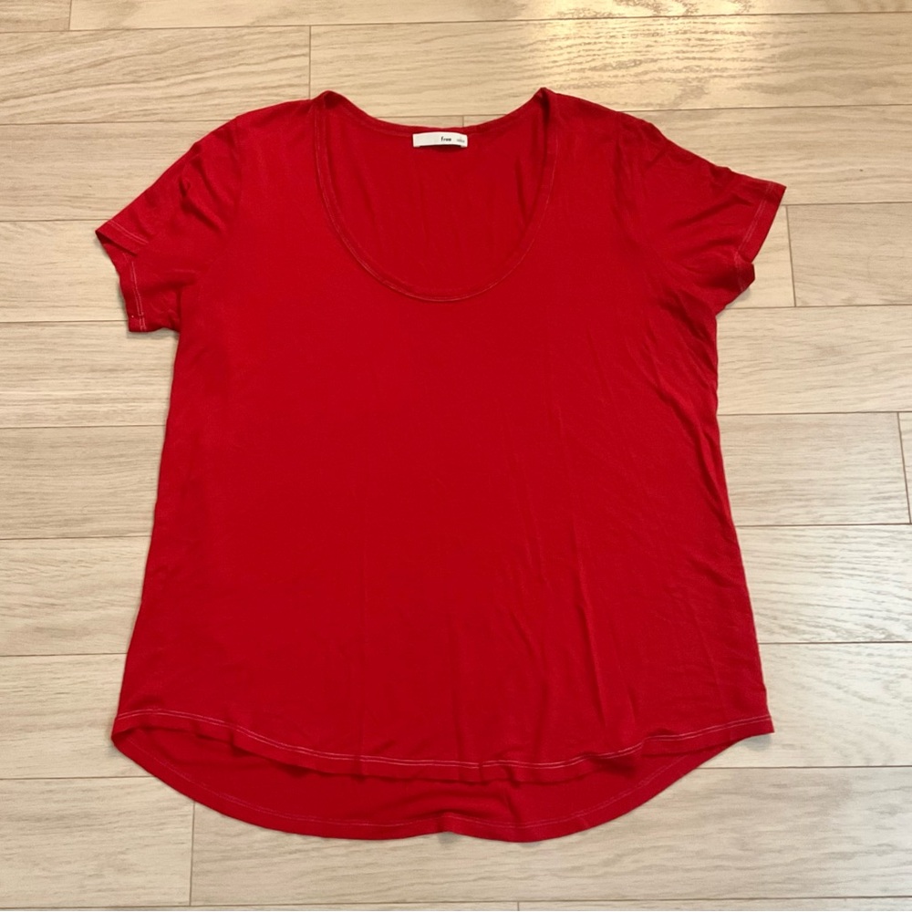 WILFRED Free Red Tshirt